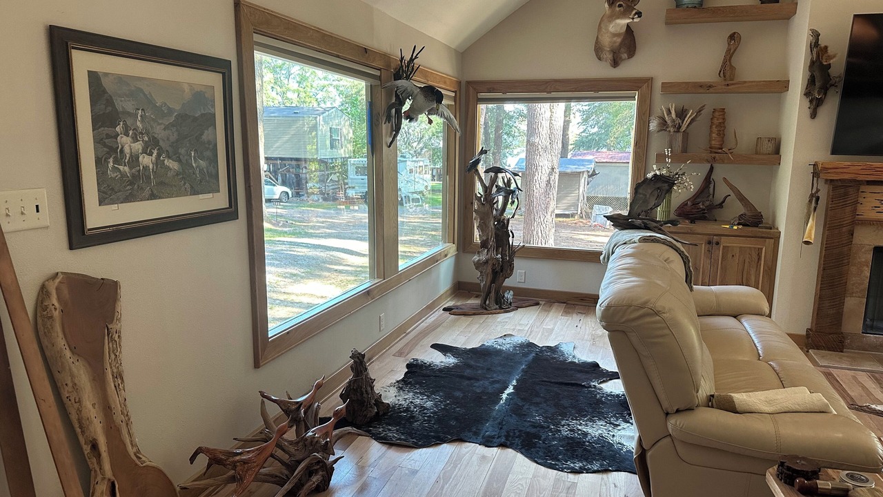 Photo of Livingroom in Farmerville