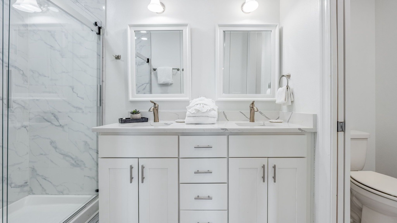 Photo of Bathroom in Gulf Place