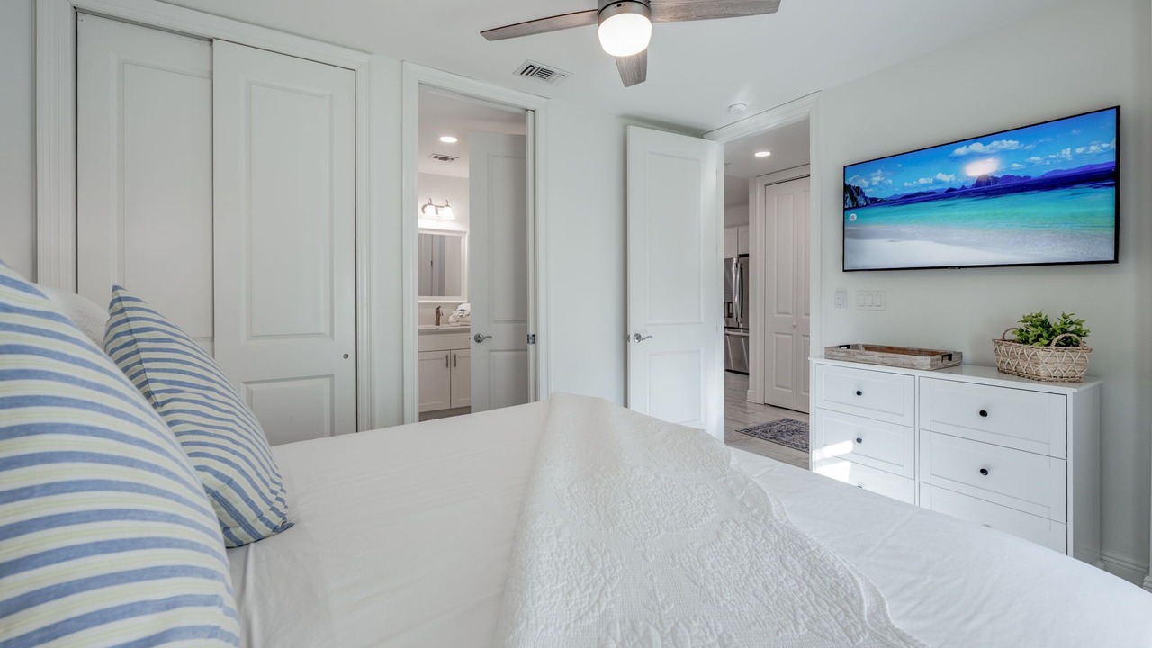 Photo of Bedroom in Gulf Place