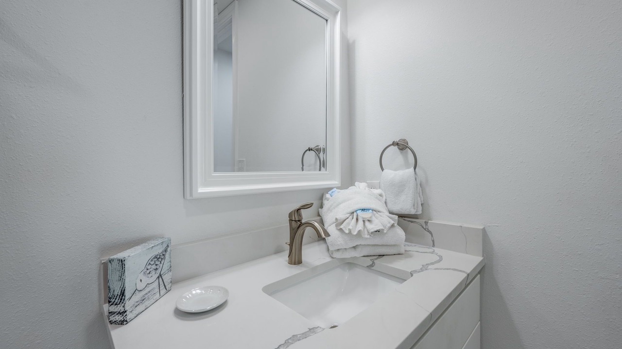 Photo of Bathroom in Gulf Place