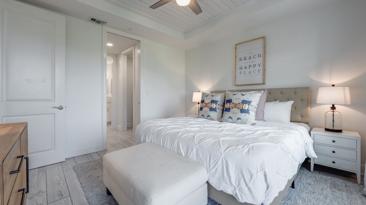 Photo of Bedroom in Gulf Place