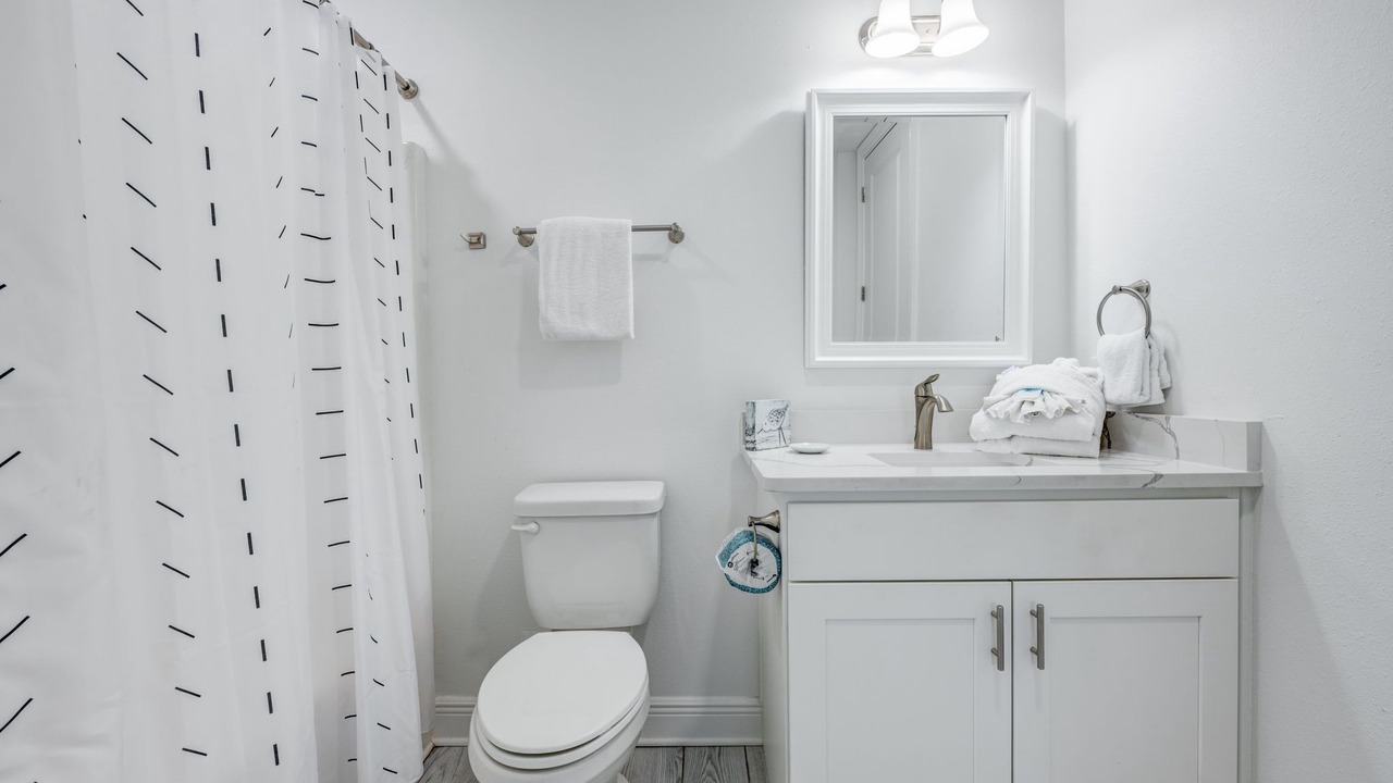 Photo of Bathroom in Gulf Place