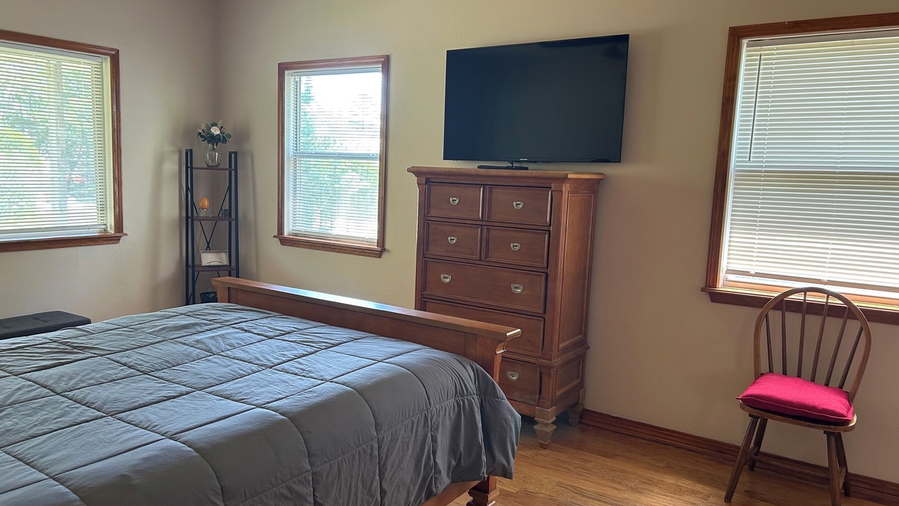 Photo of Bedroom in Mandeville