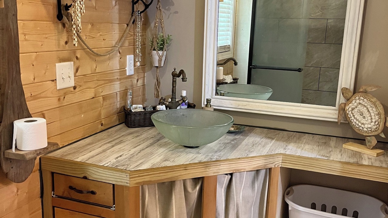 Photo of Bathroom in Ovett