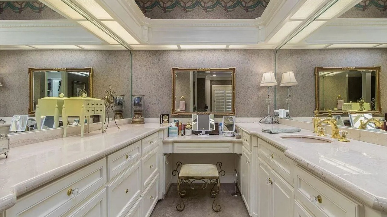Photo of Bathroom in Durant