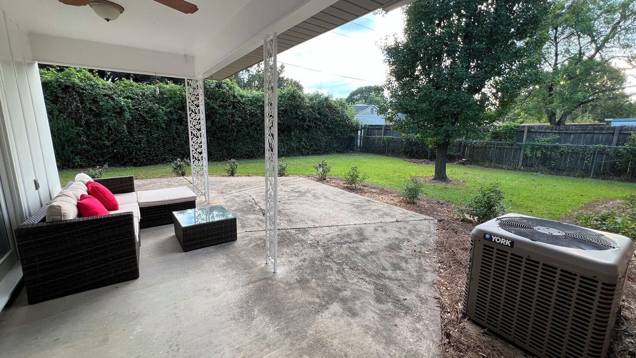 Photo of Patio Balcony in Monroe