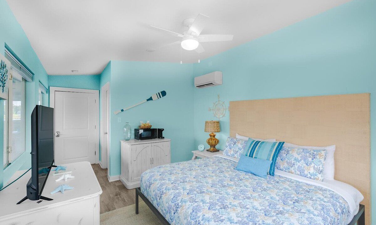 Photo of Bedroom in Gulf Hills