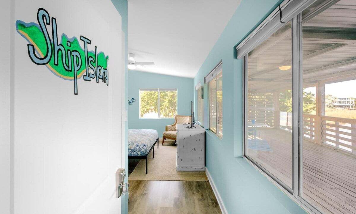 Photo of Bedroom in Gulf Hills