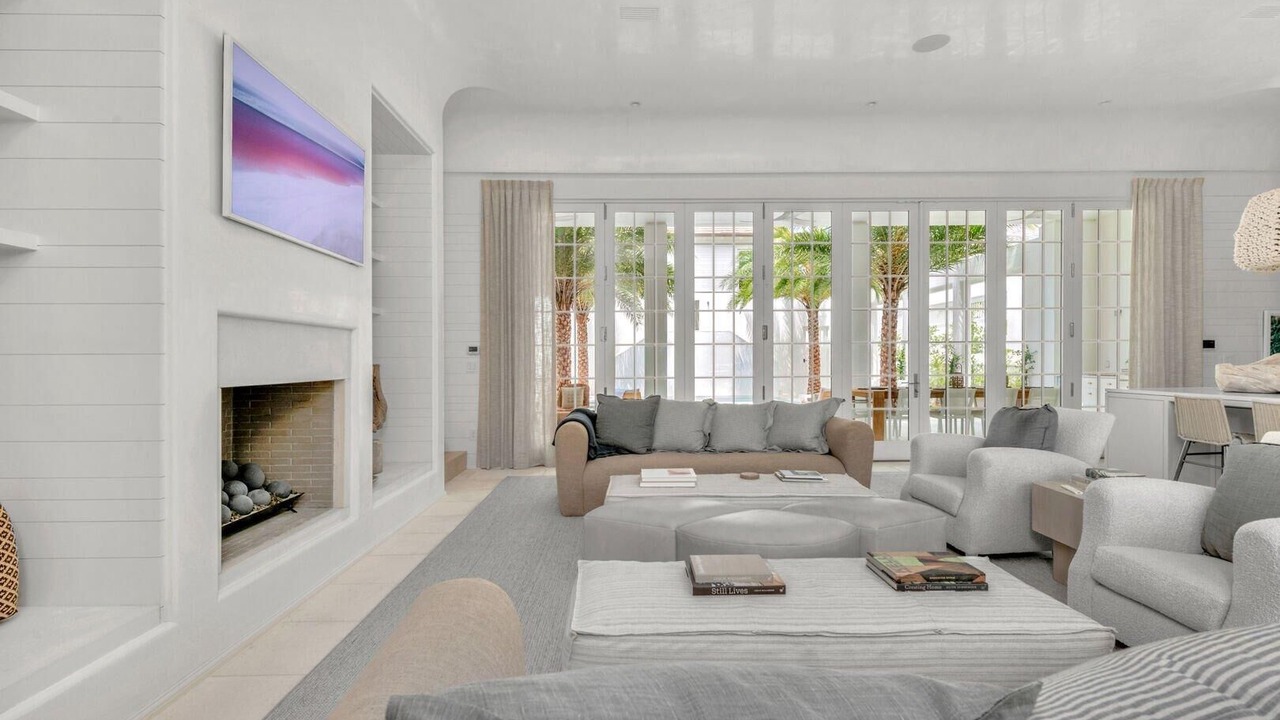 Photo of Livingroom in Seacrest