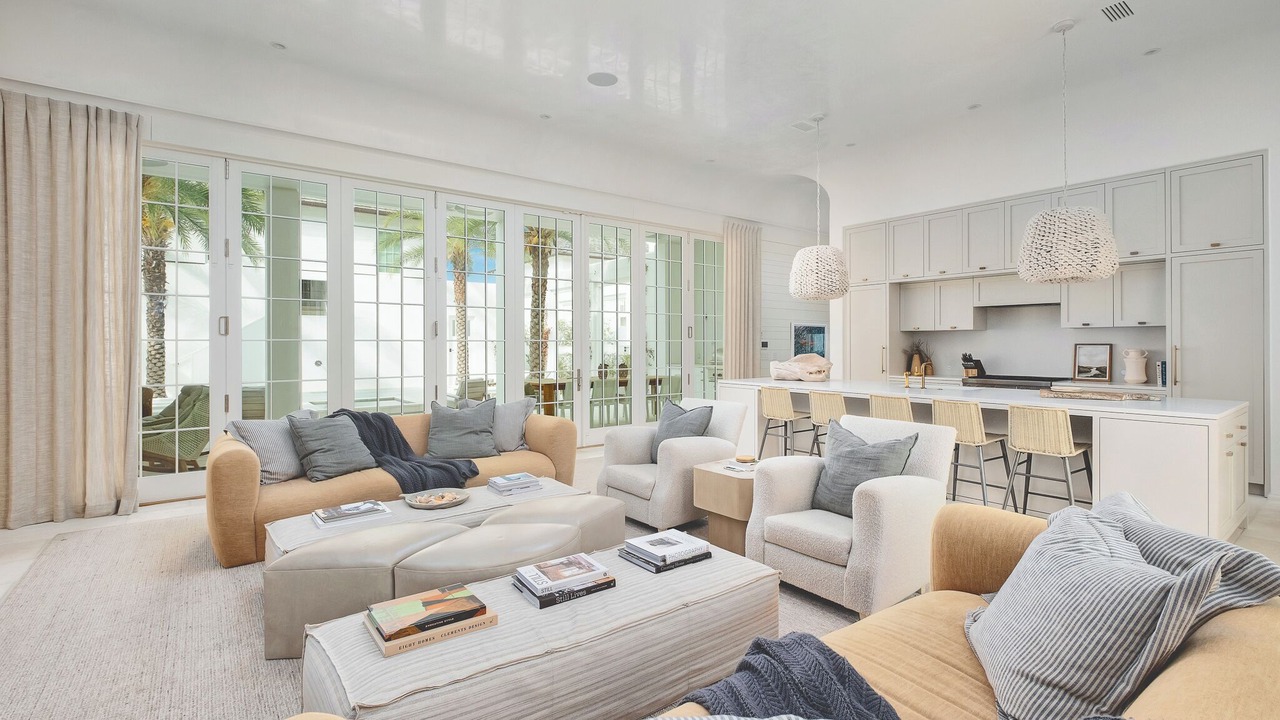 Photo of Livingroom in Seacrest