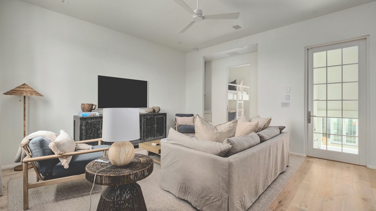 Photo of Livingroom in Seacrest