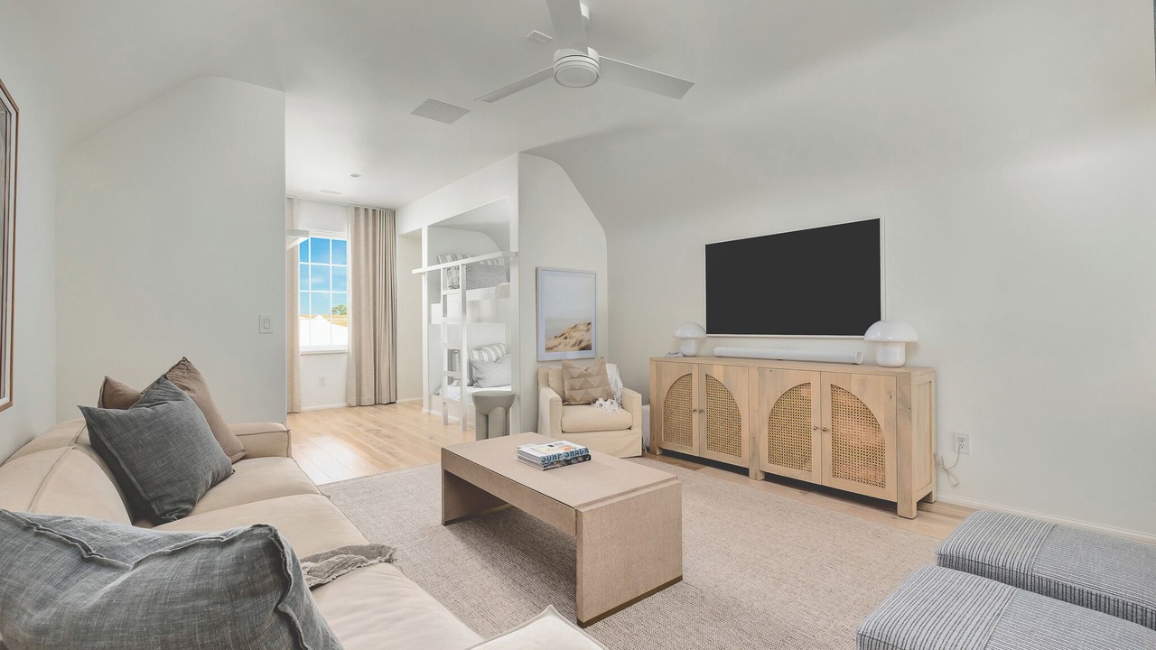 Photo of Bedroom in Seacrest