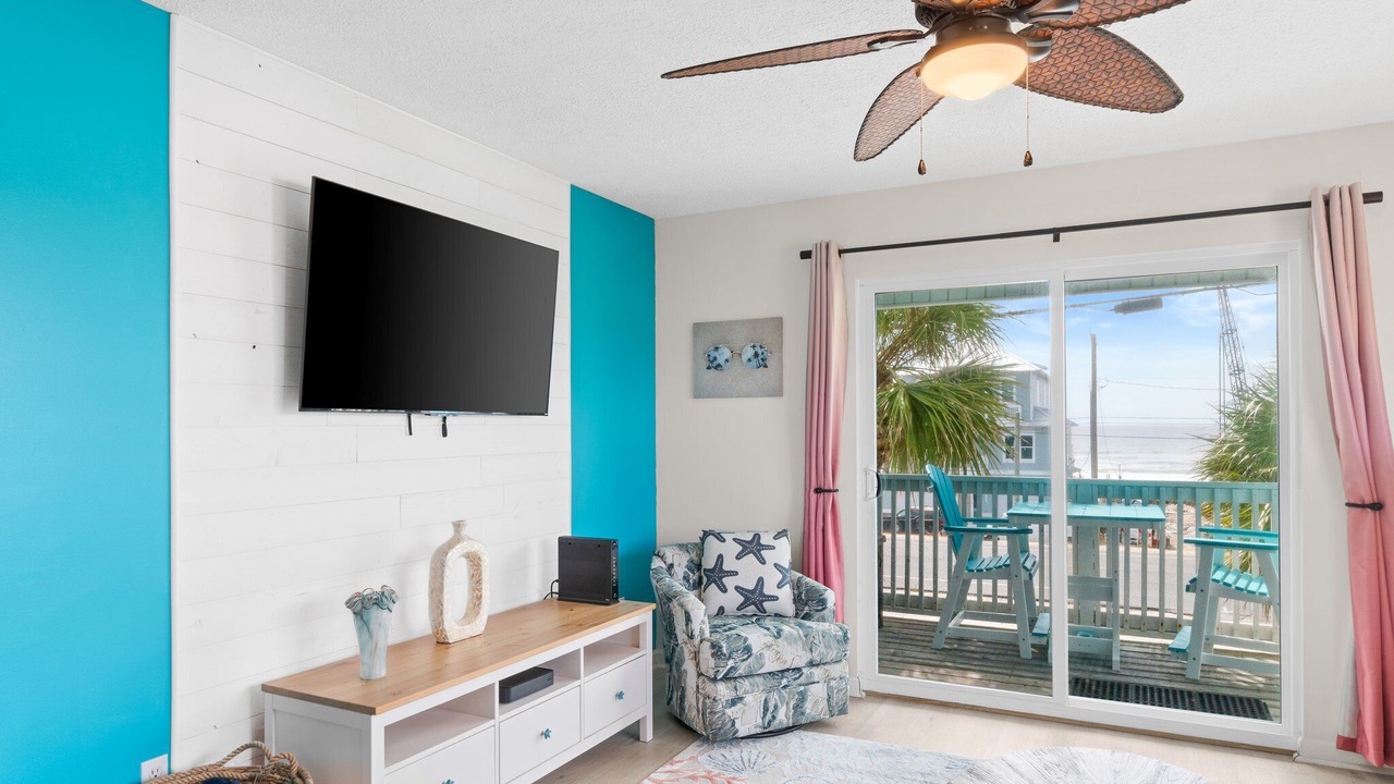 Photo of Livingroom in Bahama Beach