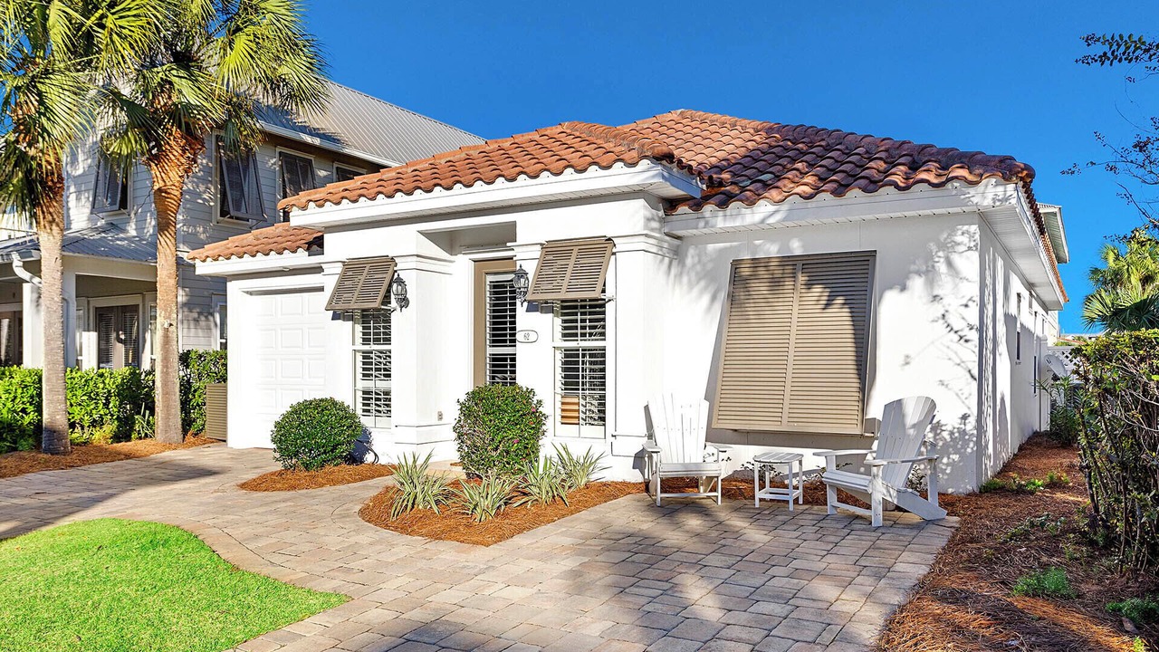 Photo of Outdoor in Emerald Waters Village