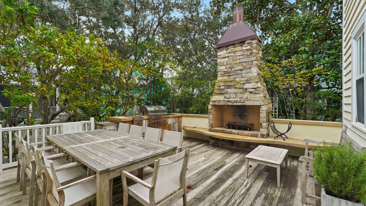 Photo of Outdoor in Cottage District
