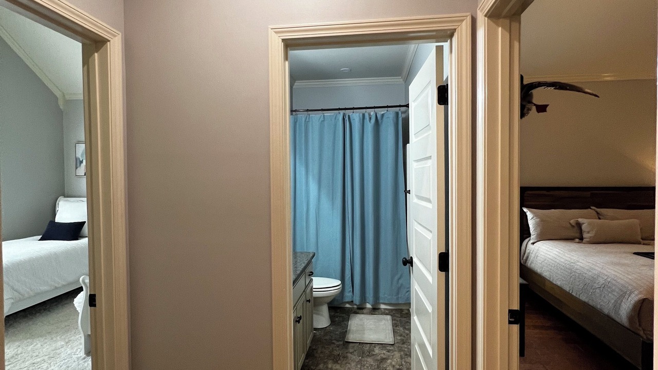 Photo of Bedroom in Northport