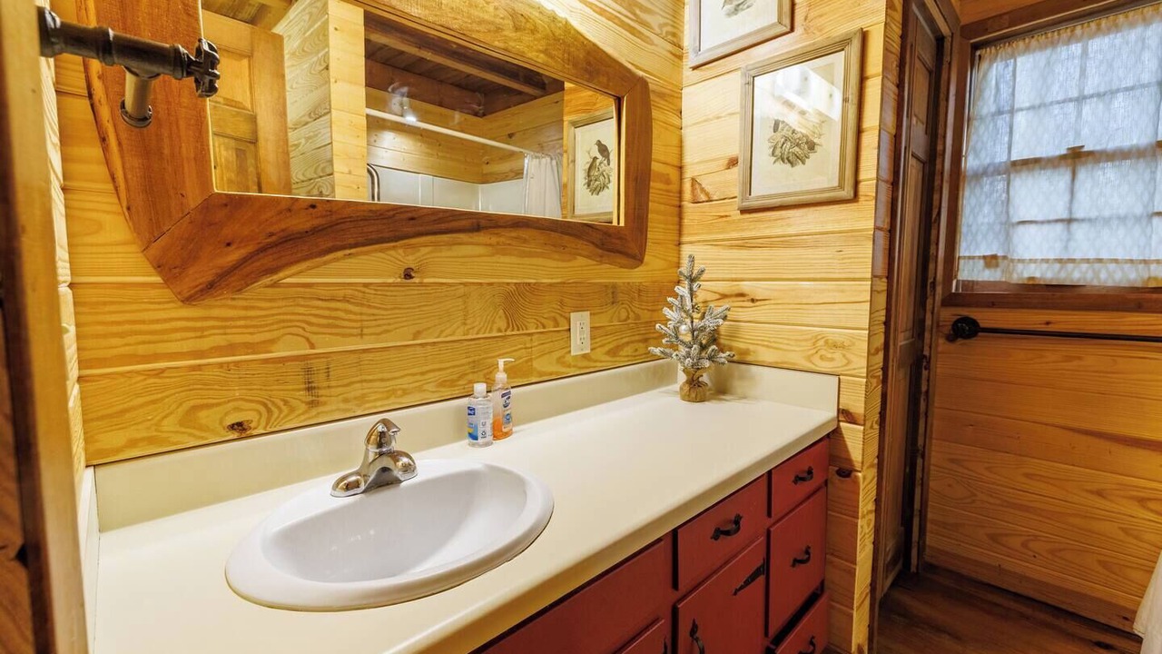 Photo of Bathroom in Mentone