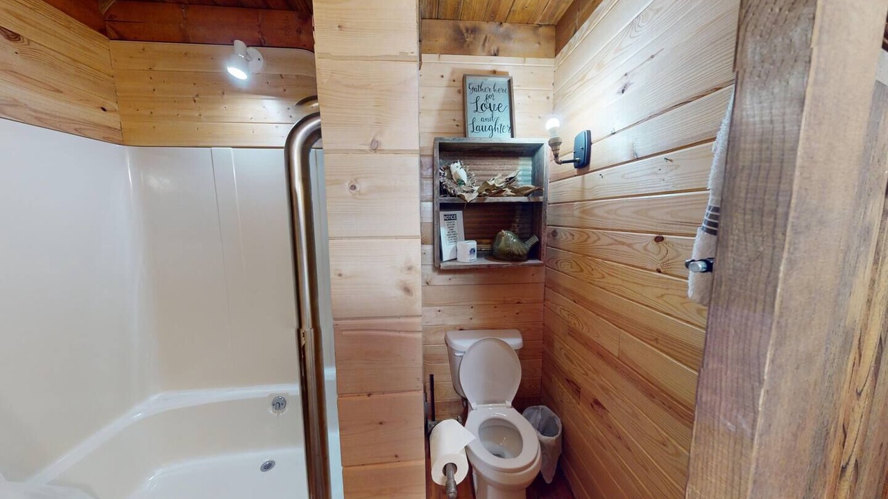 Photo of Bathroom in Mentone