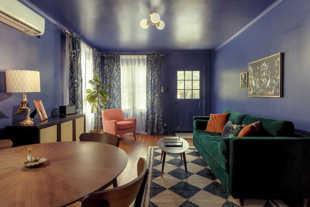Photo of Livingroom in Southeast Pensacola