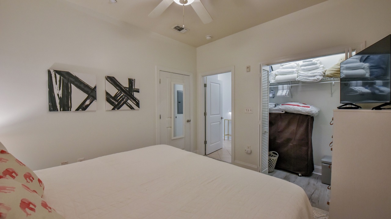 Photo of Bedroom in Tuscaloosa