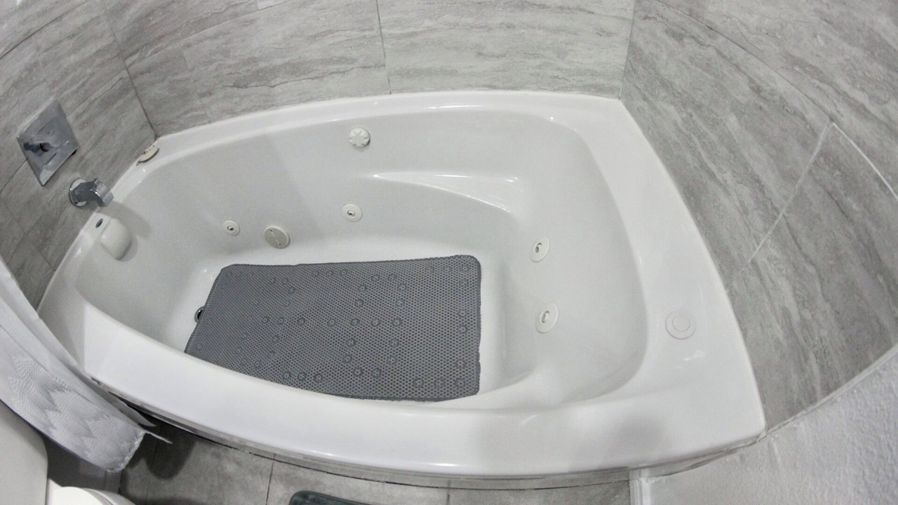 Photo of Bathroom in Port Neches
