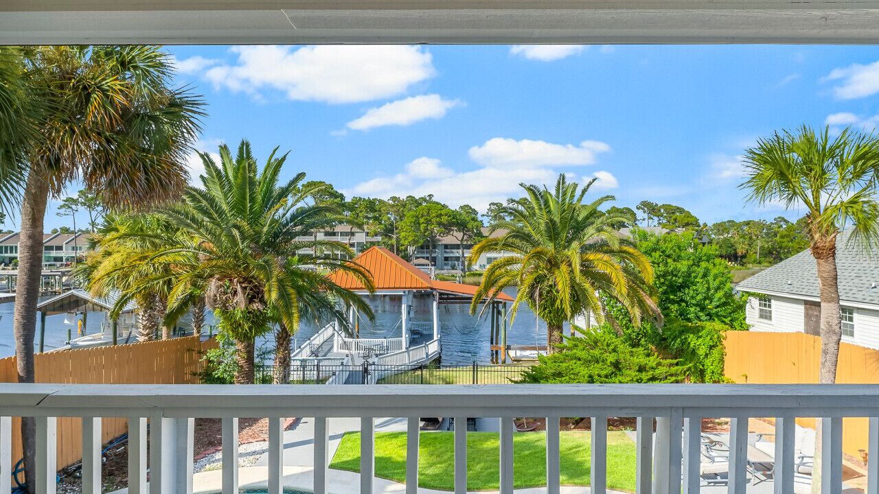 Photo of Patio Balcony in Silver Sands