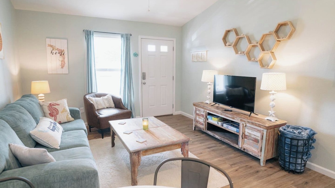 Photo of Livingroom in Port St. Joe