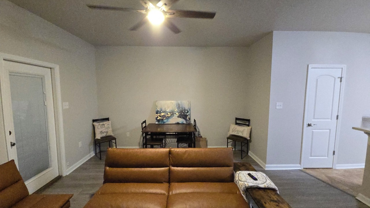Photo of Livingroom in LaPlace