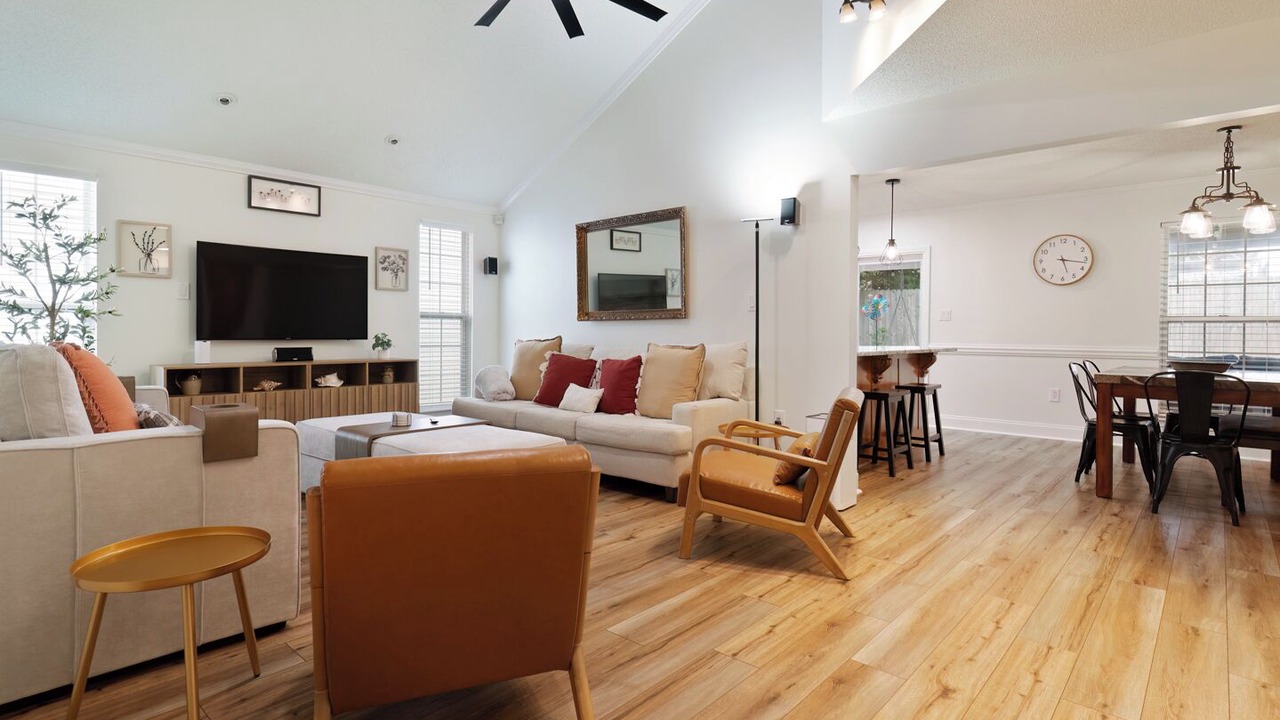 Photo of Livingroom in Wright