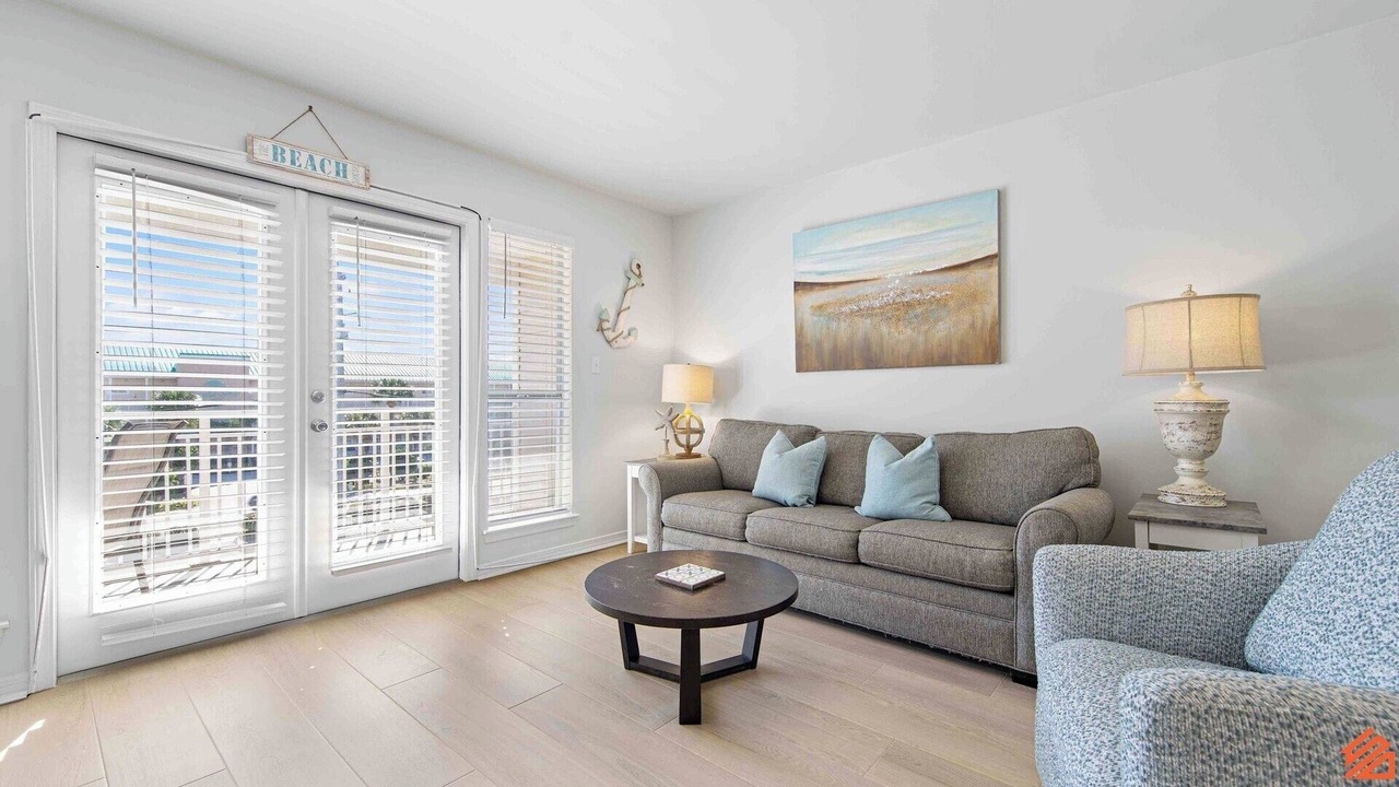 Photo of Livingroom in Crystal Beach