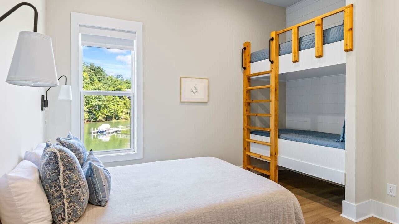 Photo of Bedroom in Dadeville