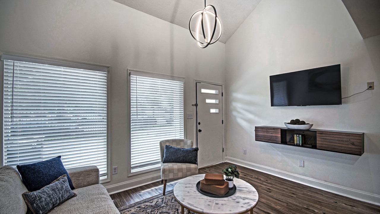 Photo of Livingroom in Fondren