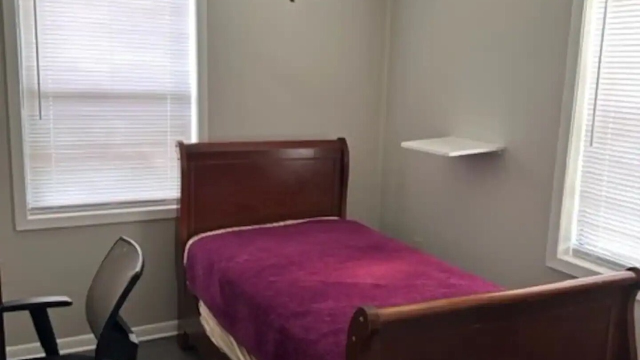 Photo of Bedroom in Sulphur