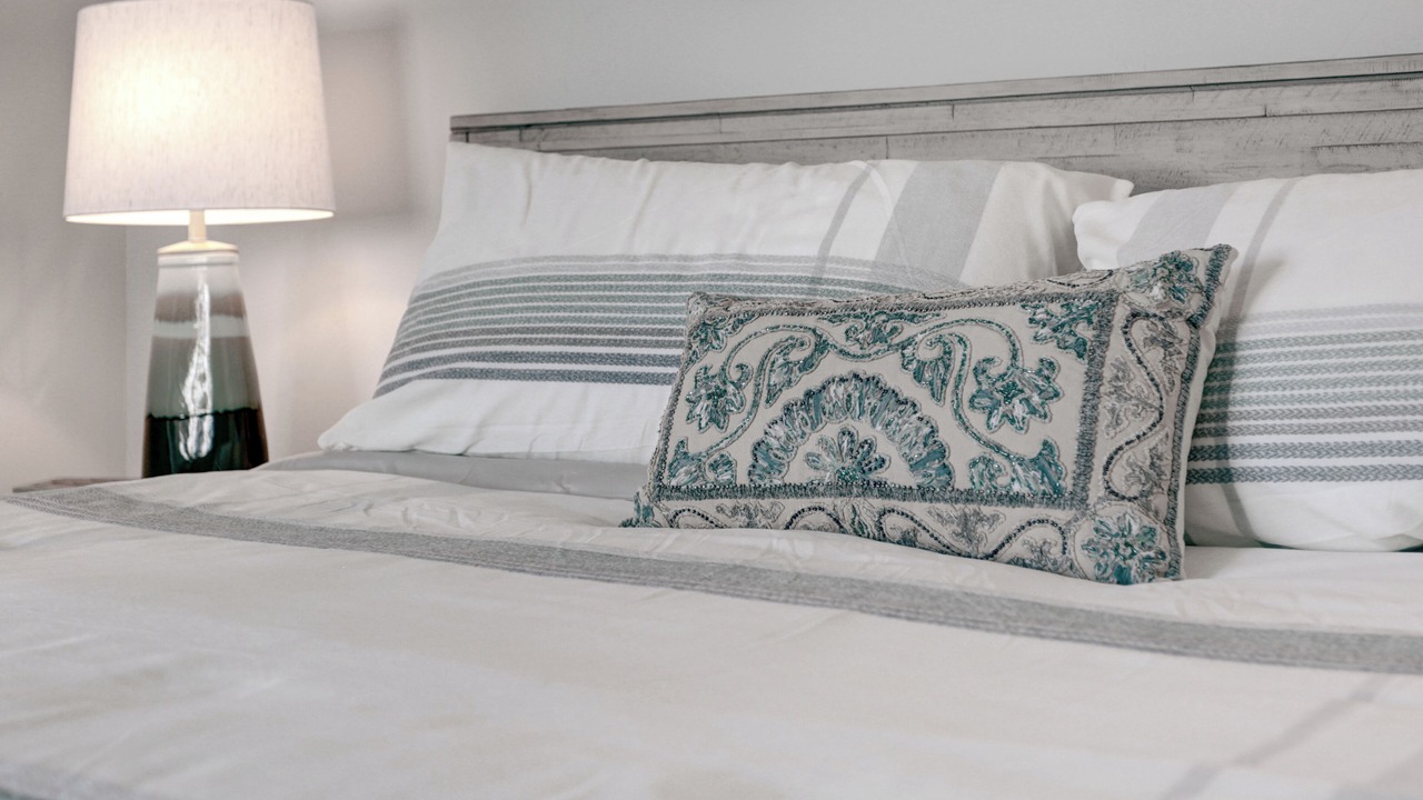 Photo of Bedroom in Pelican Bay