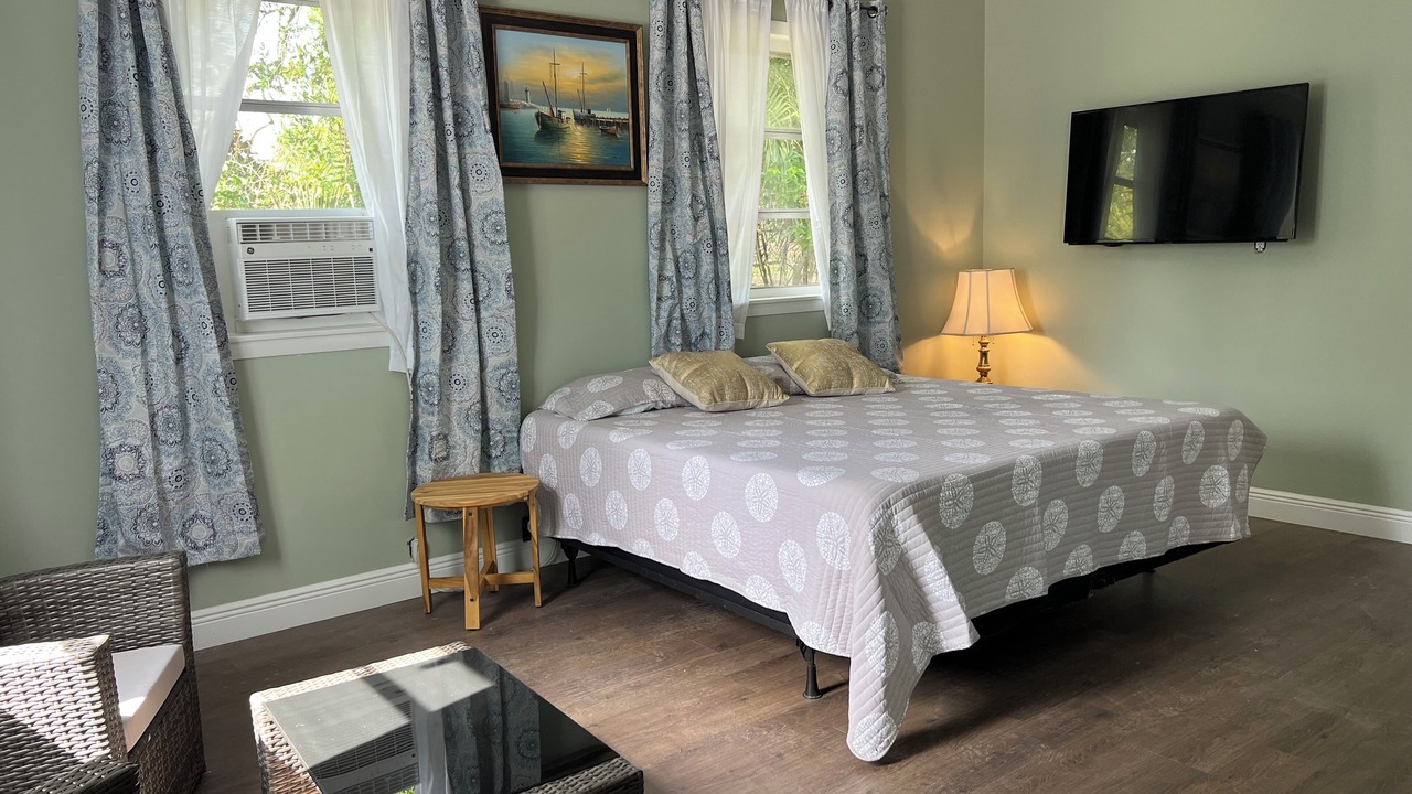 Photo of Bedroom in Carrabelle