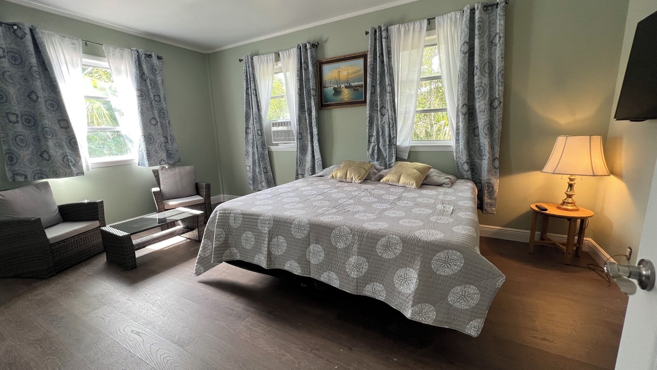 Photo of Bedroom in Carrabelle
