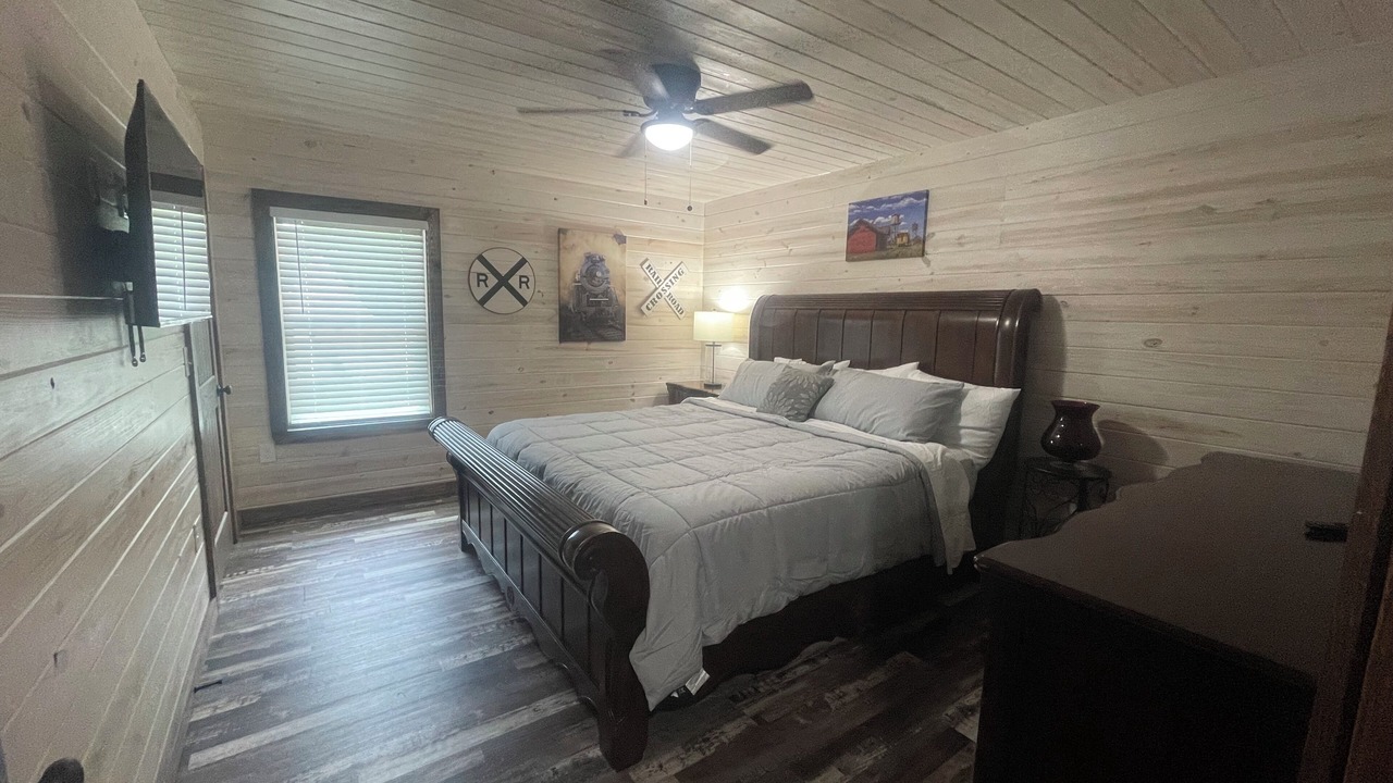Photo of Bedroom in Ono Island