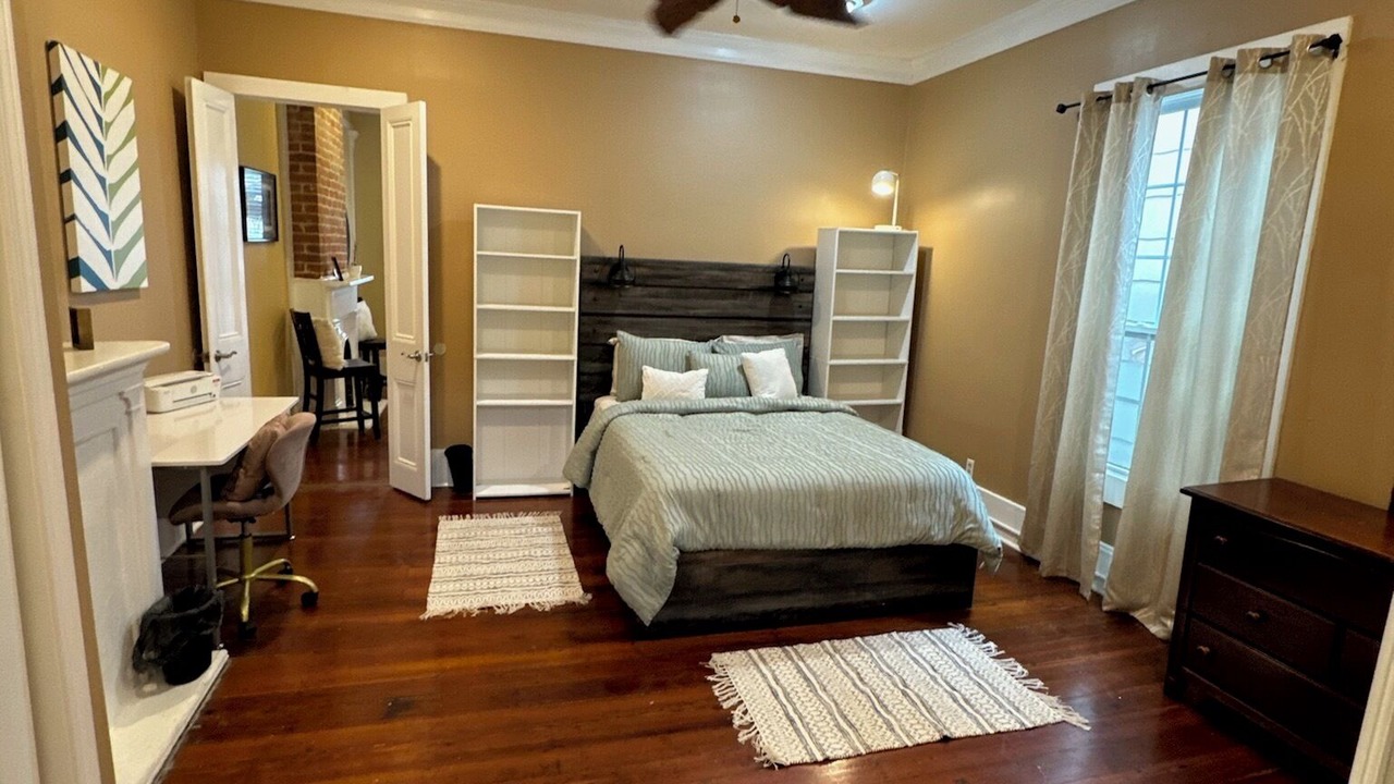 Photo of Bedroom in East Riverside