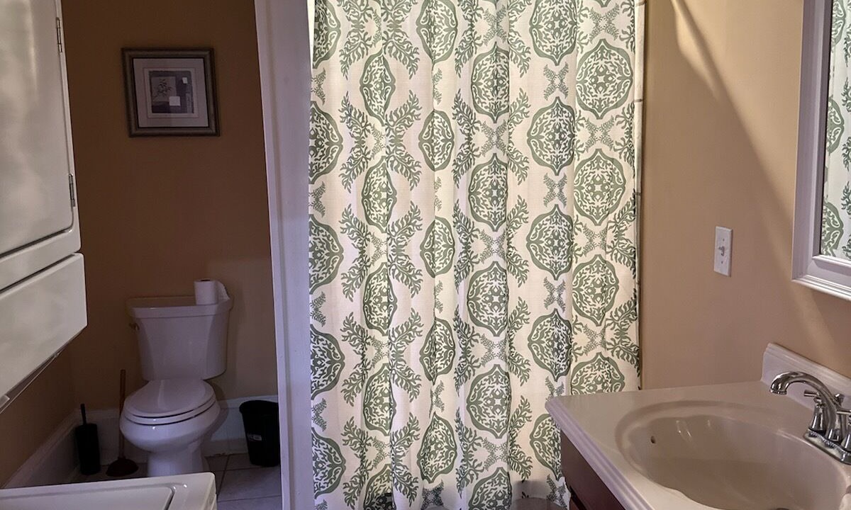 Photo of Bathroom in East Riverside