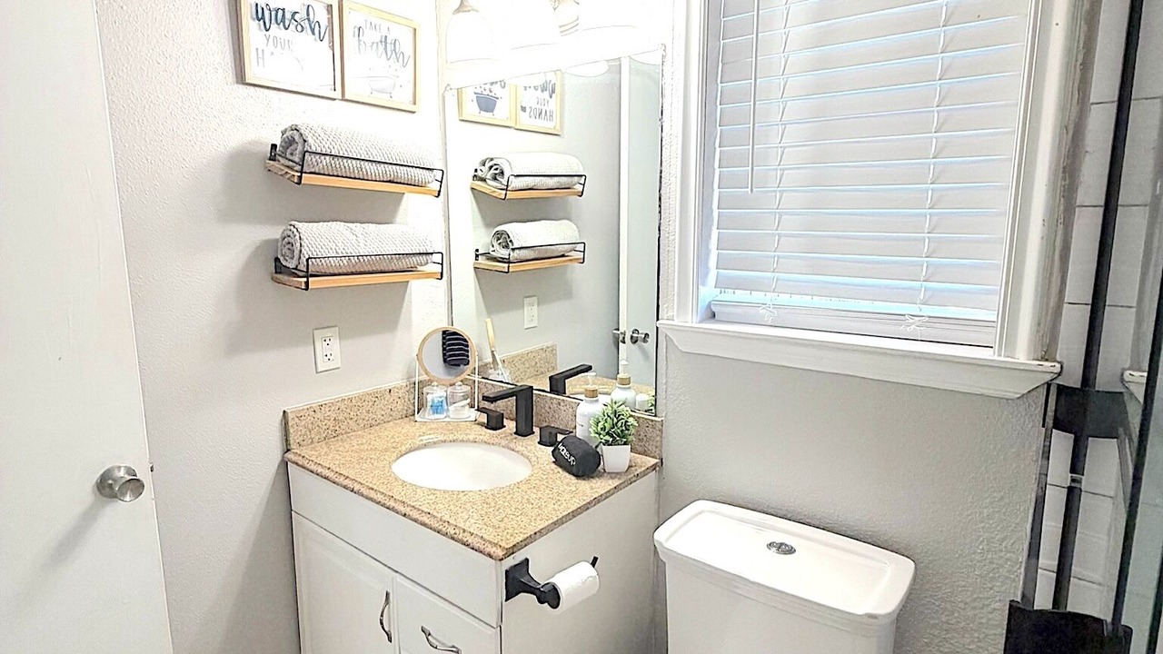 Photo of Bathroom in Cape Royale