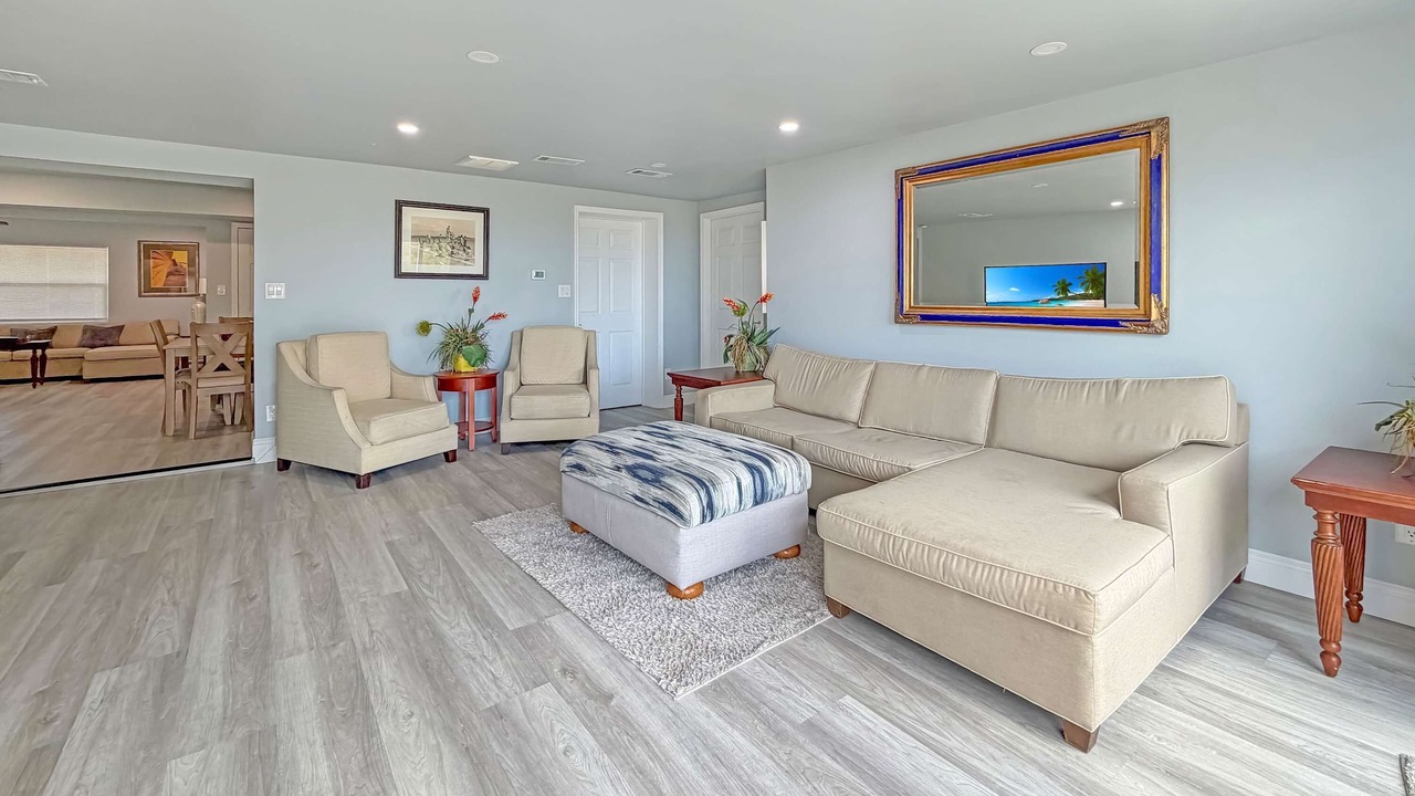 Photo of Livingroom in Floridana Beach
