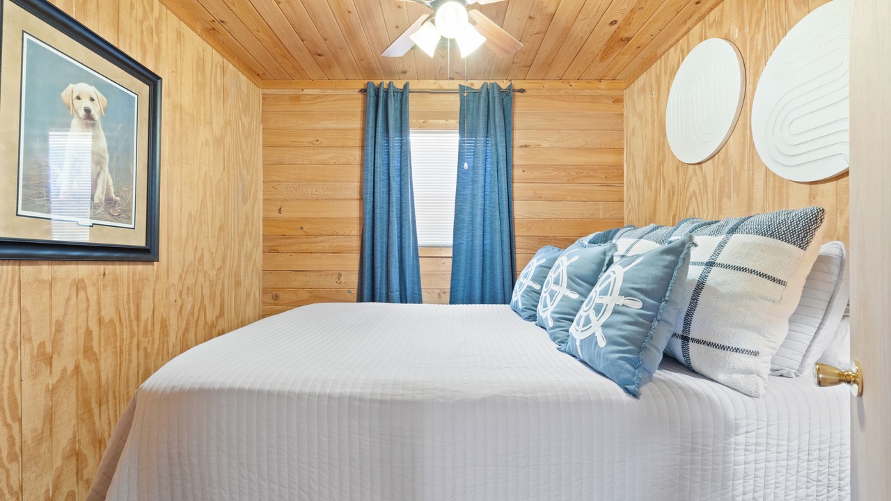 Photo of Bedroom in Pope