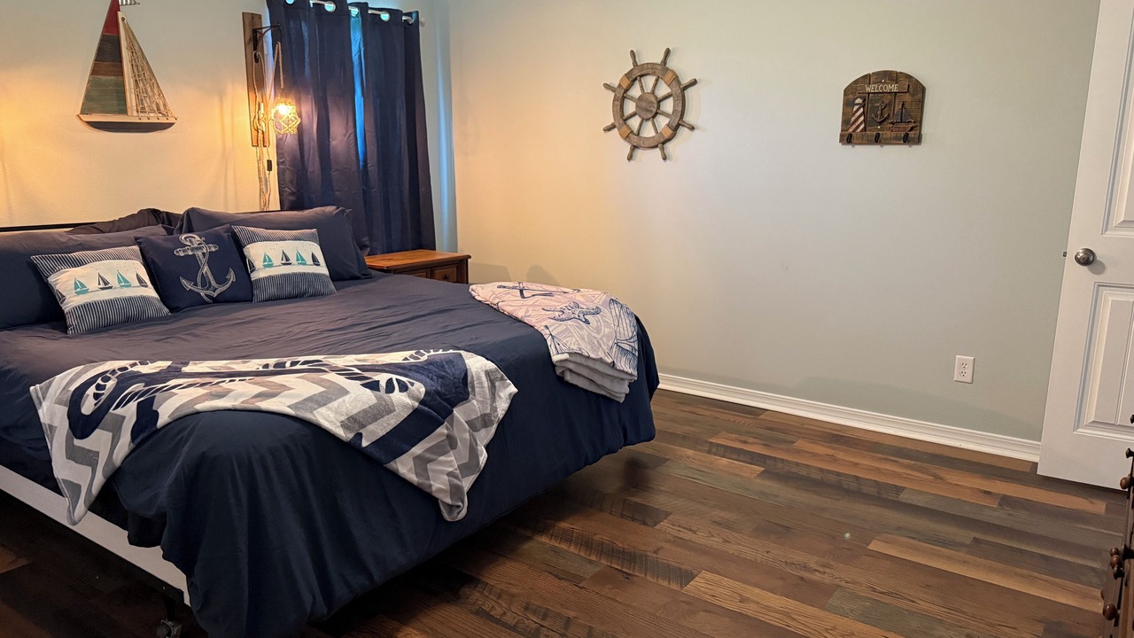 Photo of Bedroom in Lillian
