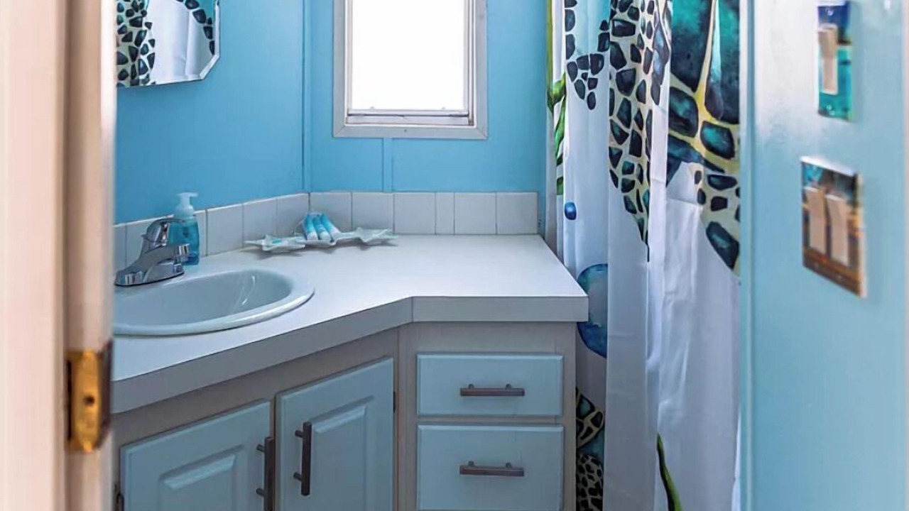 Photo of Bathroom in Cutthroat Harbor Estates