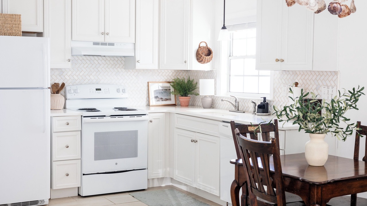 Photo of Kitchen in Laguna Beach Estates