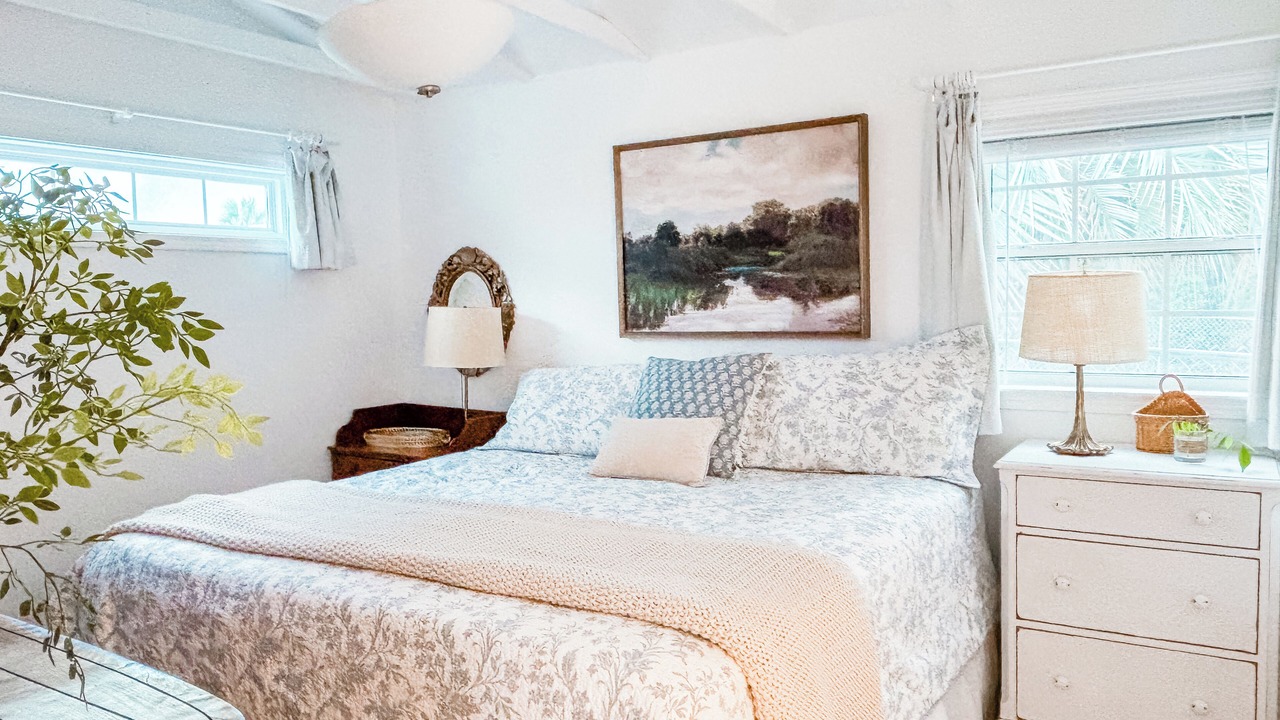 Photo of Bedroom in Laguna Beach Estates