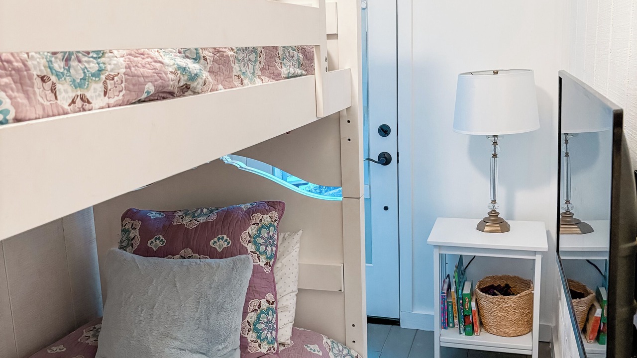 Photo of Bedroom in Laguna Beach Estates