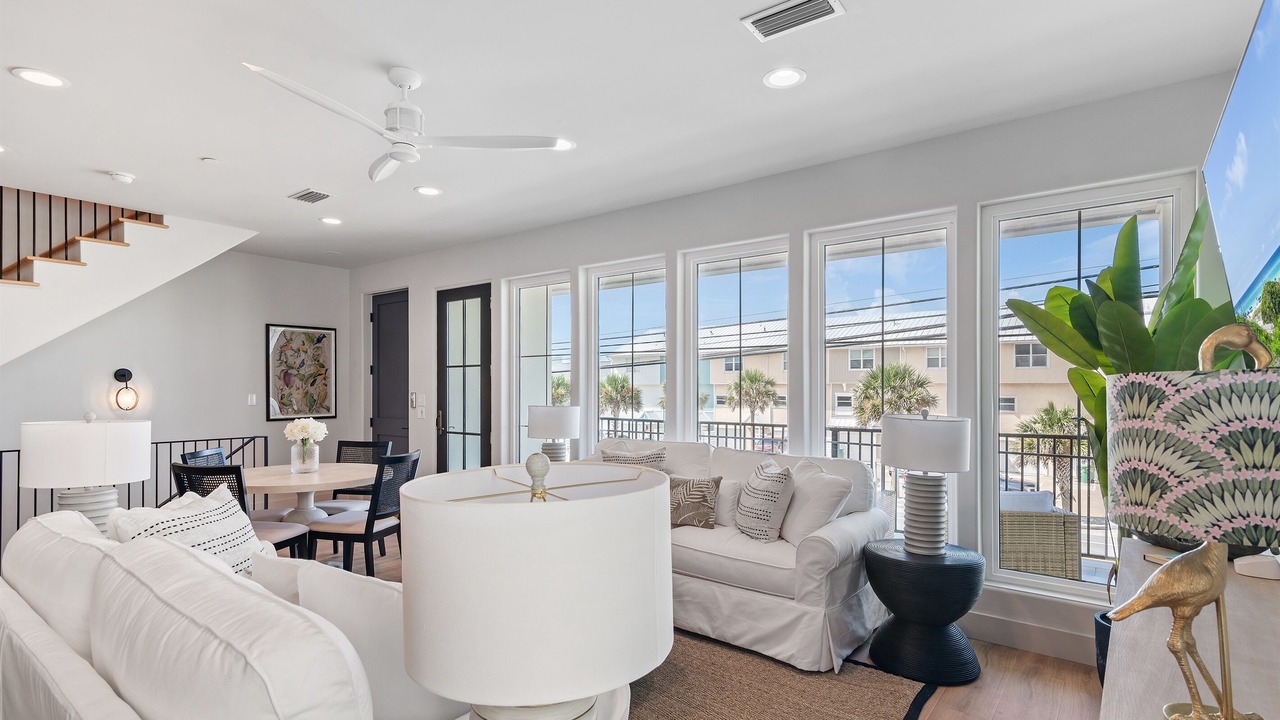 Photo of Livingroom in Laguna Beach