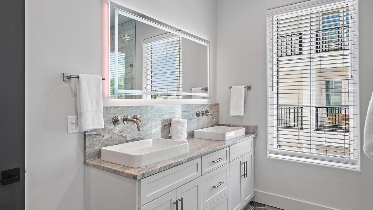 Photo of Bathroom in Laguna Beach