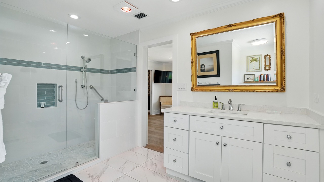 Photo of Bathroom in The Dunes